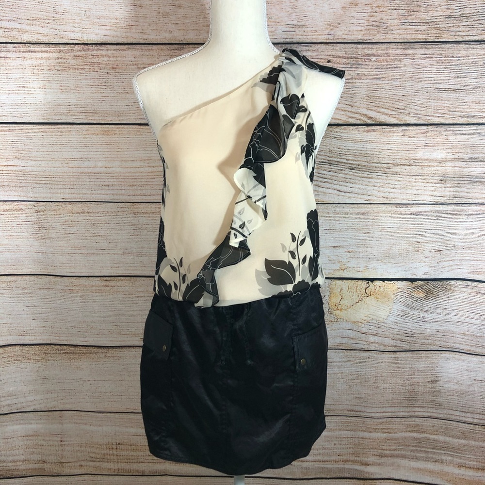 NWT Bebe top